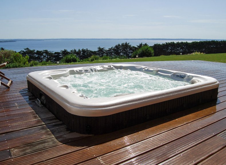 jacuzzi